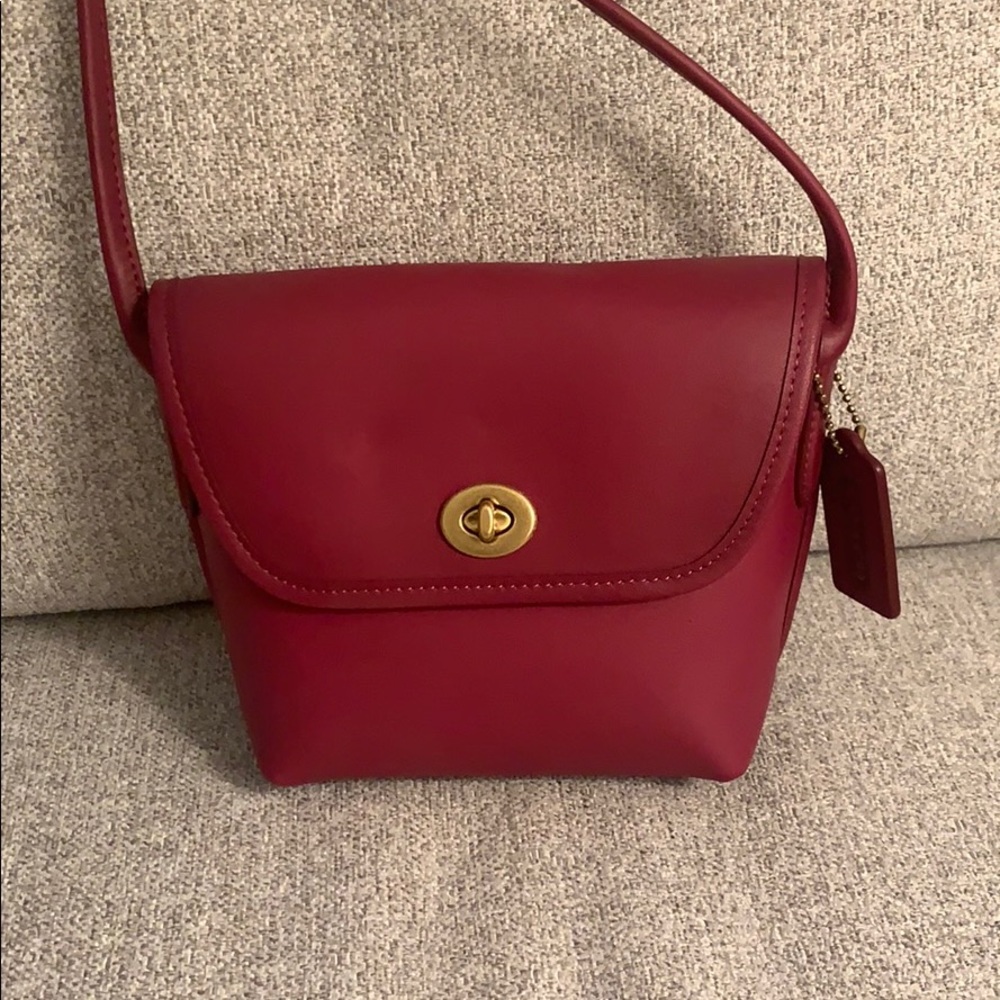 Coach Turnlock Pouch